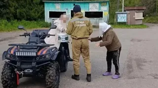 В Глазовском районе спасатели вывели из леса двух заблудившихся женщин