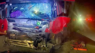 Две фуры столкнулись на трассе в Удмуртии