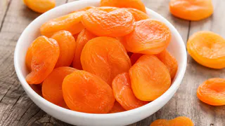Домашние цукаты из абрикосов янтарные, упругие, сладкие, с кислинкой - вкуснее покупных и без химии