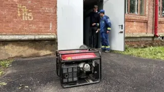 В Глазове начали откачивать воду из затопленных домов
