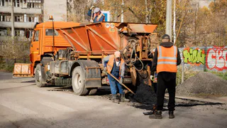 Осенью еще на нескольких дорогах Глазова пройдет ямочный ремонт