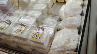 Сплошные сливки и никакой химии: в Роскачестве назвали лучшие марки сметаны - можно смело брать смело себе и детям