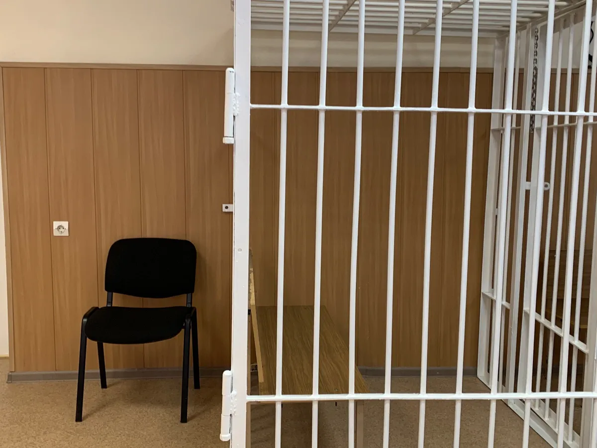 В Удмуртии суд отправил в колонию строгого режима похитителя 25 роз