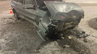 Столкновение в Ижевске: молодой автолюбитель вероятно на проехал на красный