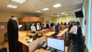 Суд в Глазове продлил меры пресечения фигурантам дела «чёрных риелторов»