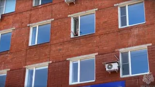 В Удмуртии сотрудники МЧС и врачи отработали эвакуацию из условно горящего перинатального центра