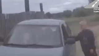 В Удмуртии автоинспекторы остановили автомобиль ВАЗ под управлением 10-летнего мальчика