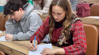 Порядка двух тысяч человек написали Большой удмуртский диктант