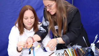 В Можге завершился второй межрегиональный фестиваль стеклодувов «Рождение стекла» (6+)