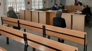 Суд вынес вердикт жителю Удмуртии после нападение на военного комиссара на похоронах бойца СВО